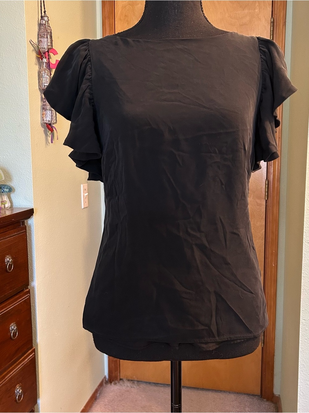 Ann Taylor black silk blouse ruffle flutter short sleeves size S minimalist